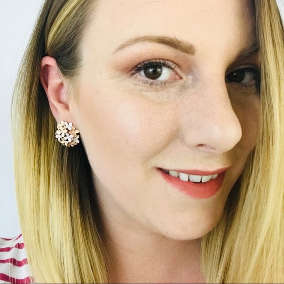 Flower Earrings White Pink Rose Gold Stud Bling - Picture 6 of 6